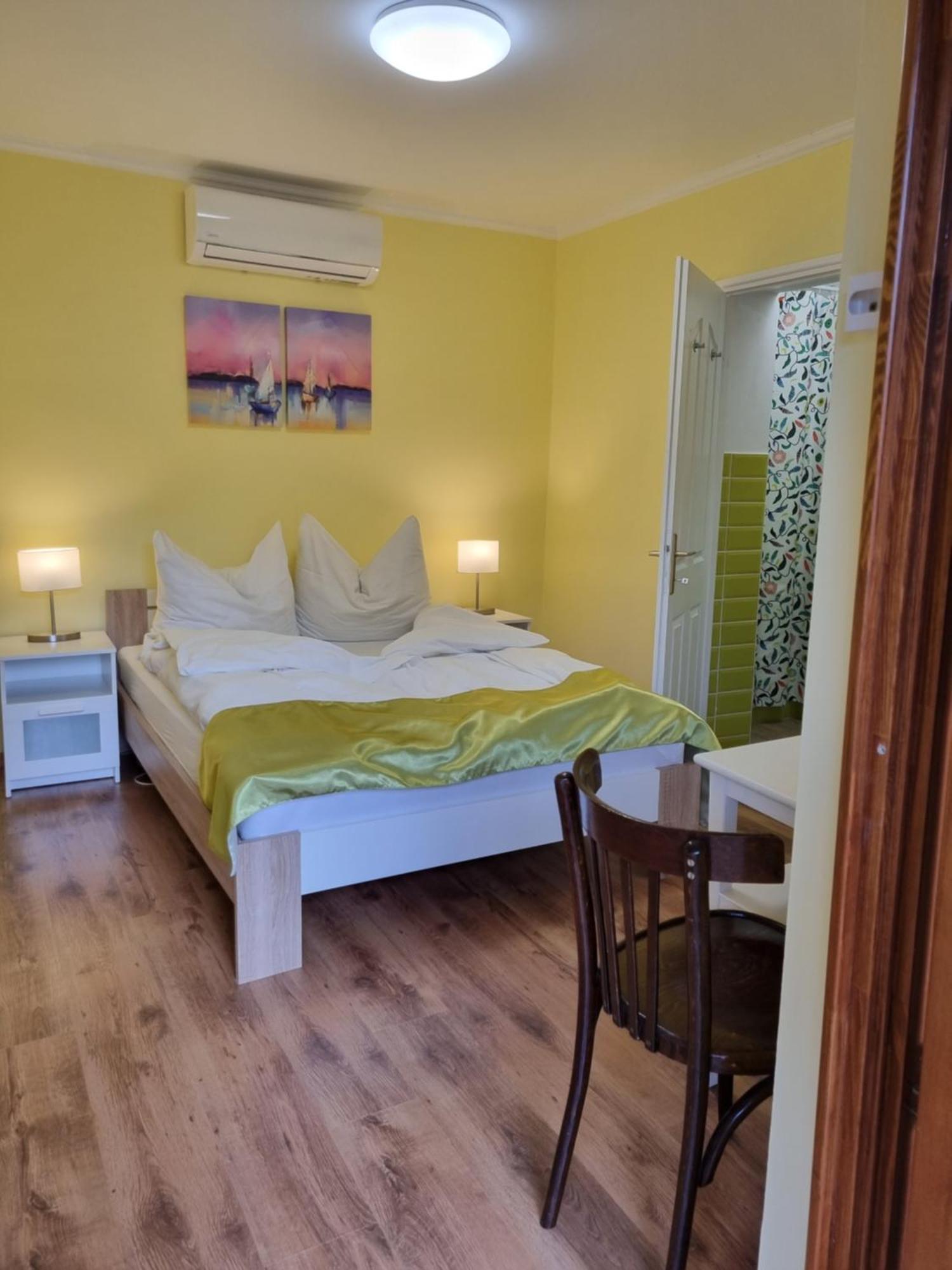 Ferienwohnung Muskatlis Haz Balatonlelle Exterior foto