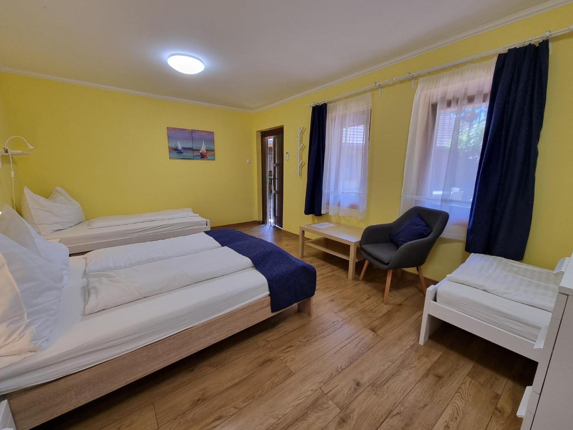 Ferienwohnung Muskatlis Haz Balatonlelle Exterior foto